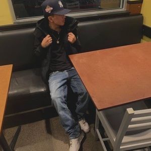 Meet your Posher, Jorge